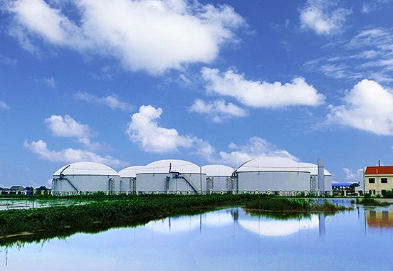 The Potential of Anaerobic Digester Tanks in Agricultural Waste Treatment